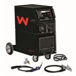 Saldatrice MIG MAG a gas e...